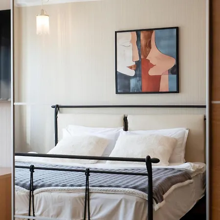 Апартаменты Cismigiu Park Elisabeta Apartment-ultra Бухарест