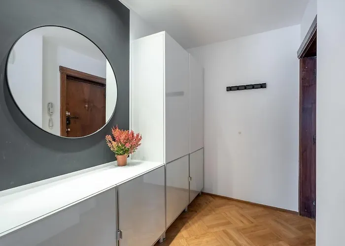 Cismigiu Park Elisabeta Apartment-ultra Lägenhet Bukarest
