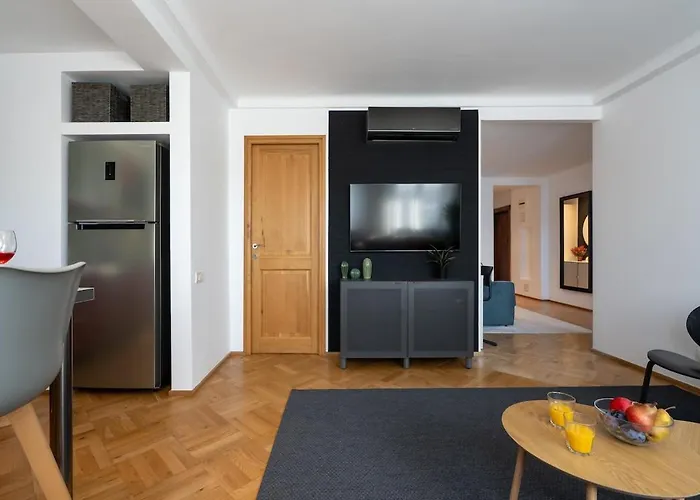 Cismigiu Park Elisabeta Apartment-ultra *