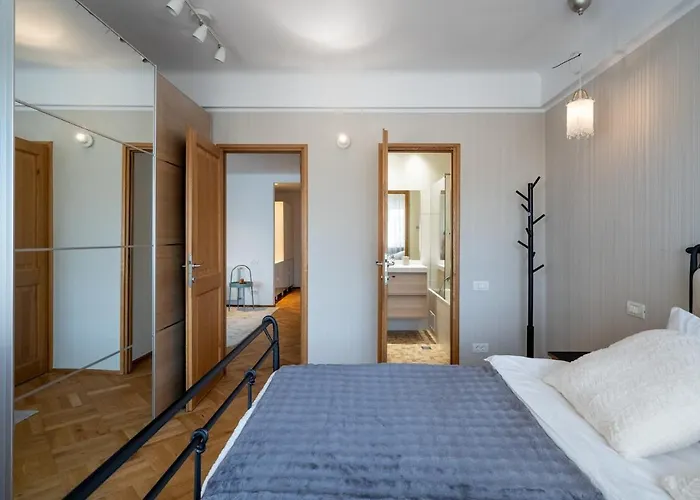 Cismigiu Park Elisabeta Apartment-ultra 公寓